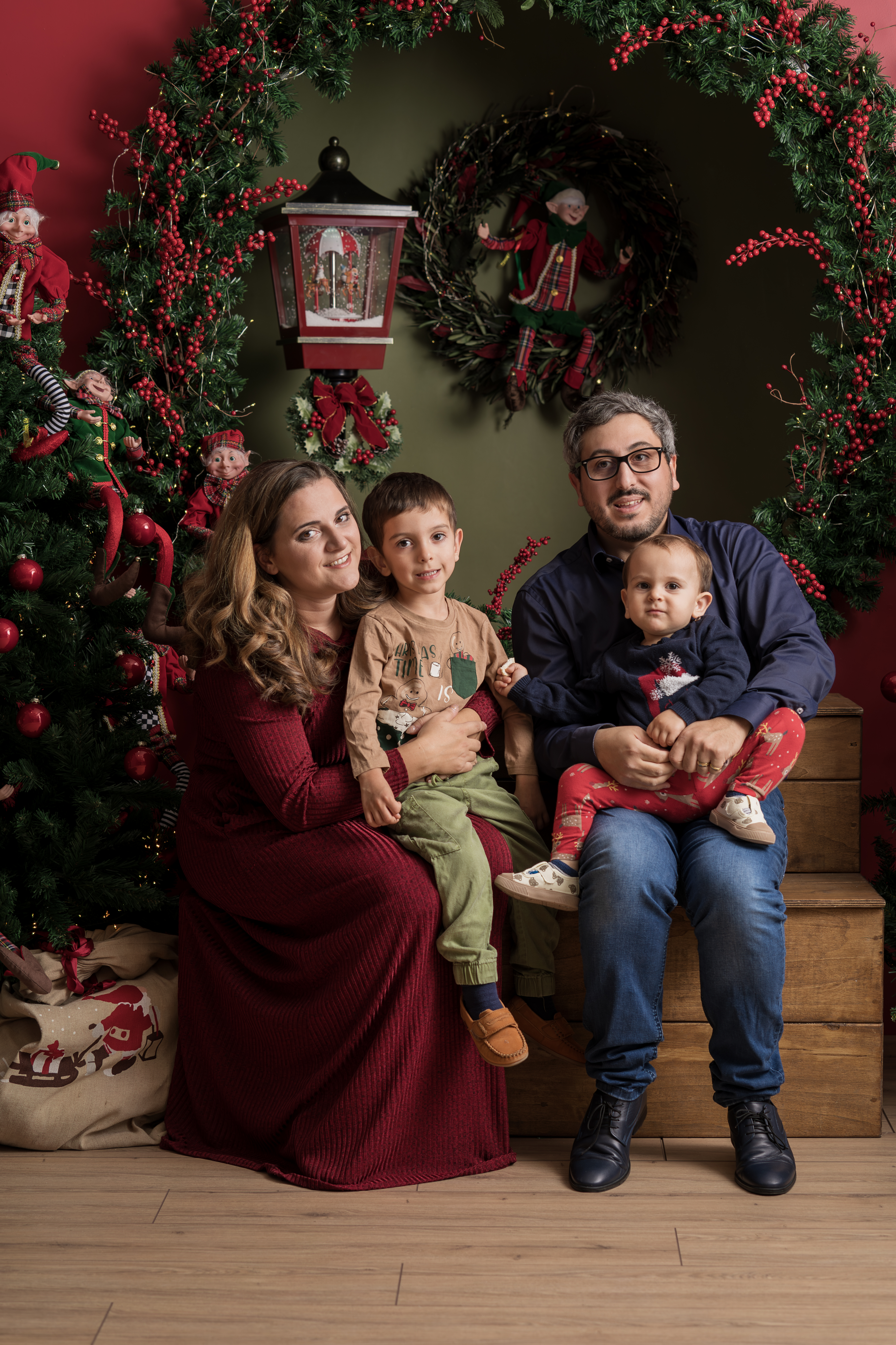 Ами Опренова портрет